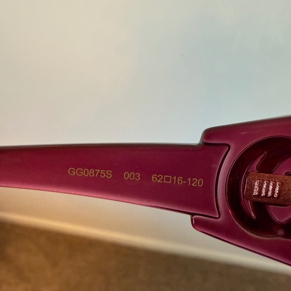 Pink Gucci Sunglasses - Picture 6 of 7